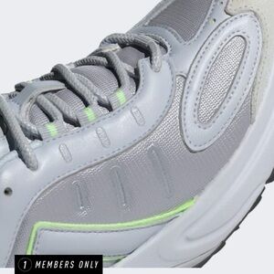 Falcon Galaxy Adidas, special edition size 8.5